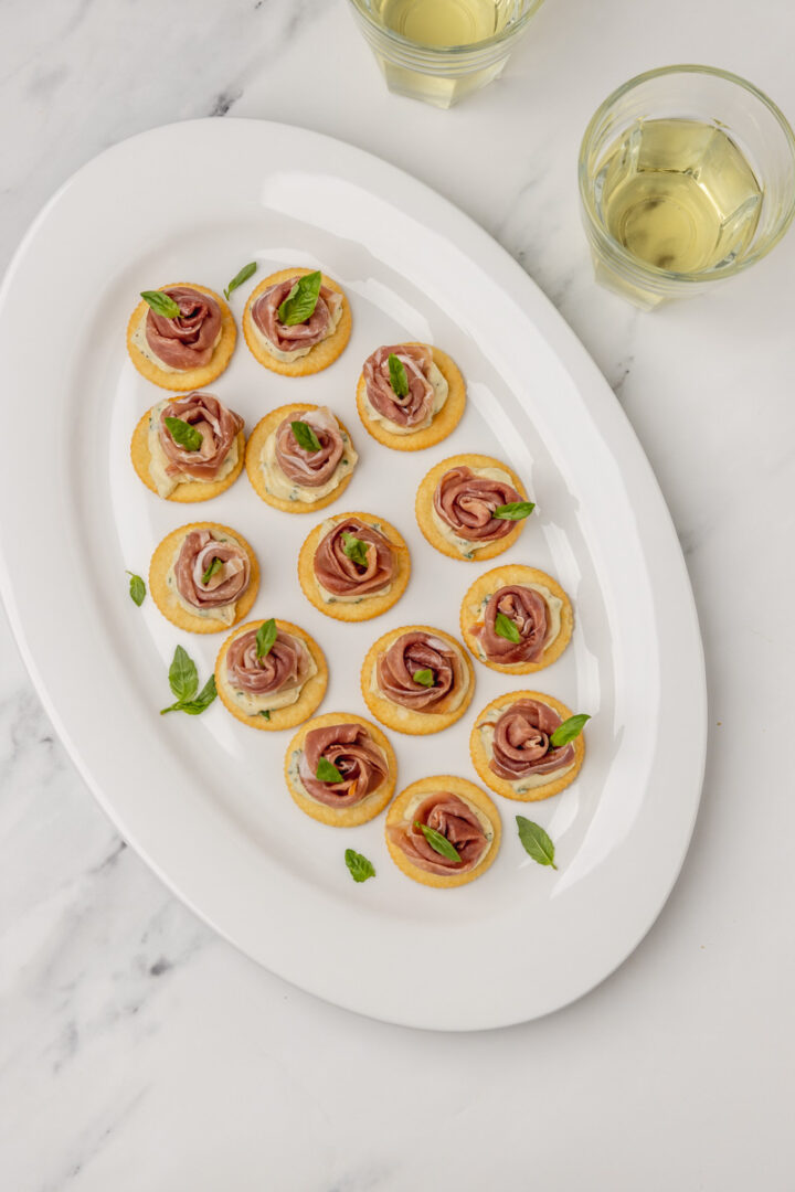 Prosciutto Appetizer (Cream Cheese + crackers)